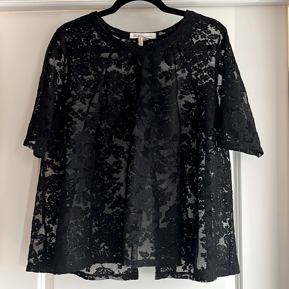 BCBGeneration split back lace vintage top